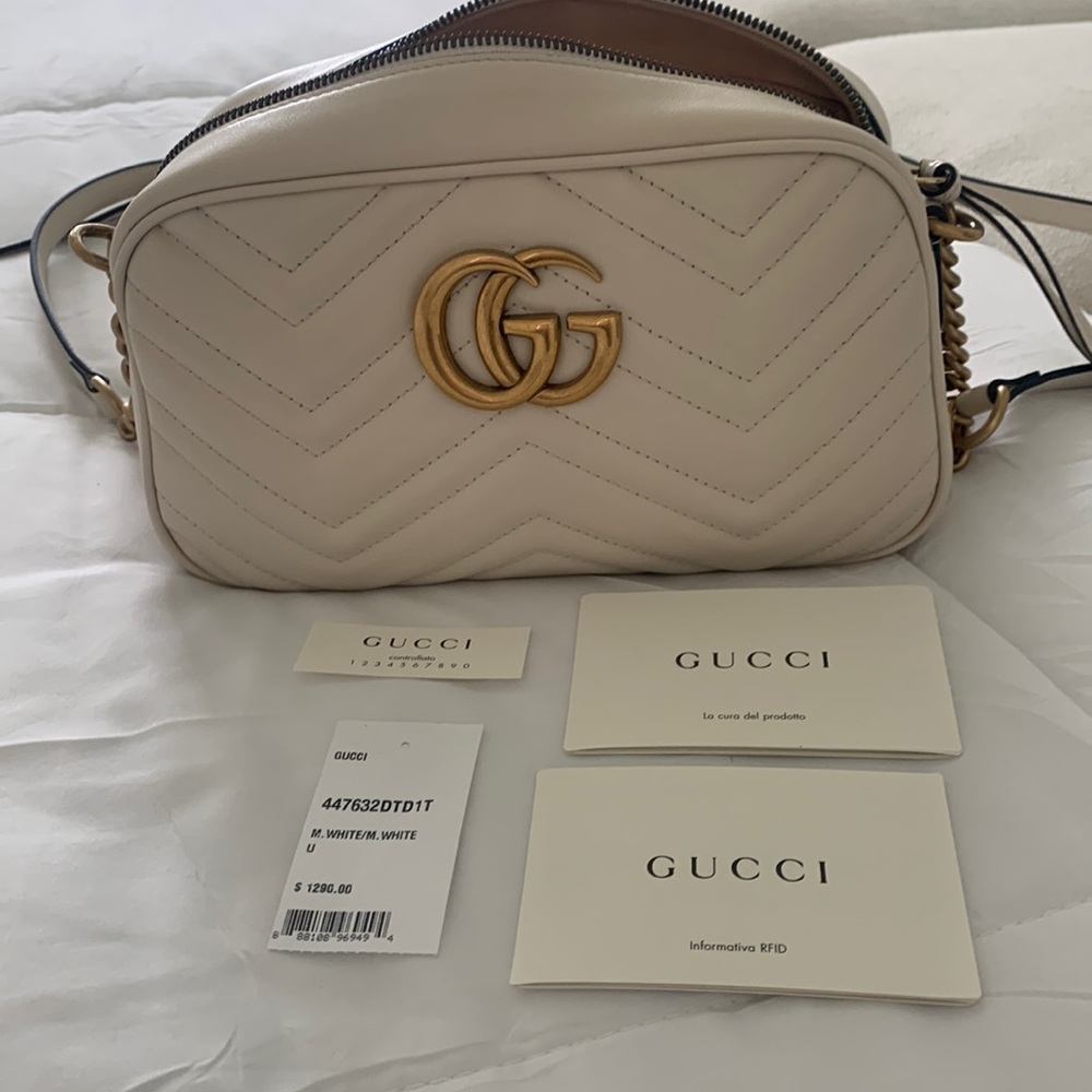 Authentic Small GG 2.0 Gucci bag!